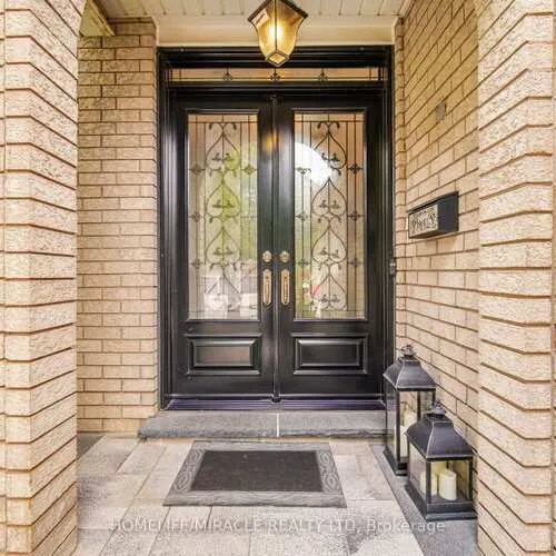 Premium freehold home for sale: 2152, Manor Hill, Central Erin Mills, Mississauga