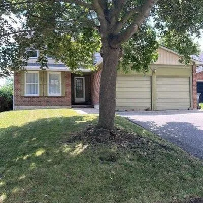 3257,&nbsp;Sir Johns, Erin Mills, Mississauga