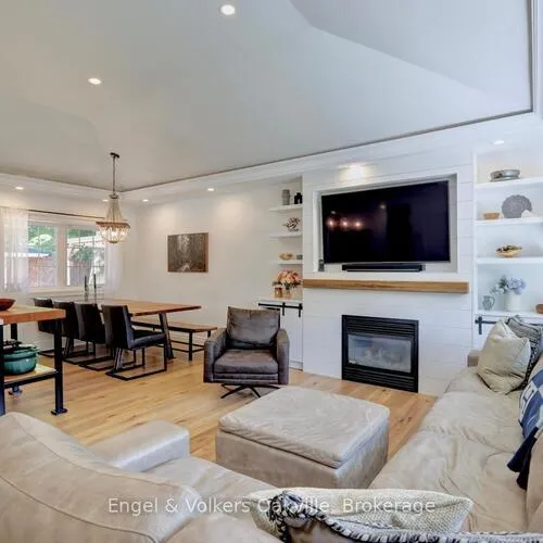 Premium freehold home for sale: 3281, Flanagan, Erindale, Mississauga
