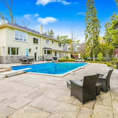 Premium freehold home for sale: 471, Country Club, Clarkson, Mississauga