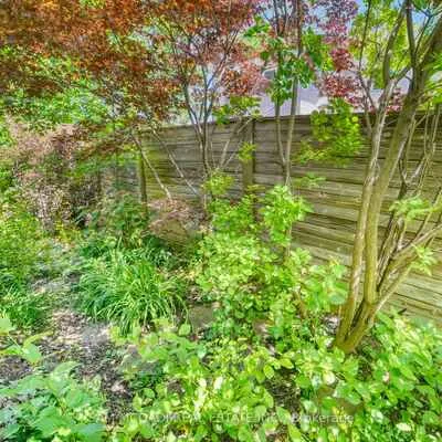1514,&nbsp;Portsmouth, East Credit, Mississauga