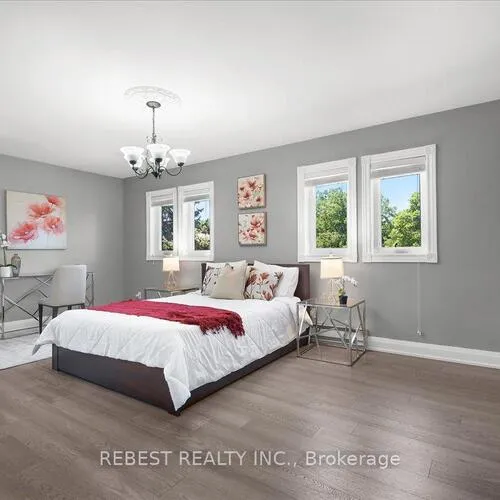 Premium freehold home for sale: 5090, Mississauga, Central Erin Mills, Mississauga