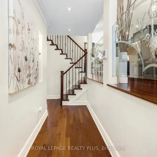 Premium freehold home for sale: 2985, Dancer, Erin Mills, Mississauga