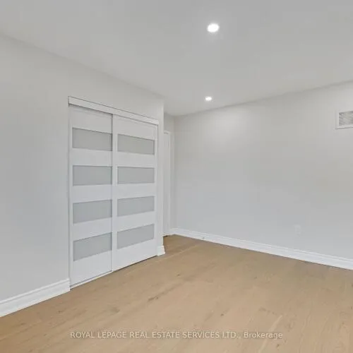 Premium freehold home for sale: 3955, Foxwood, Lisgar, Mississauga