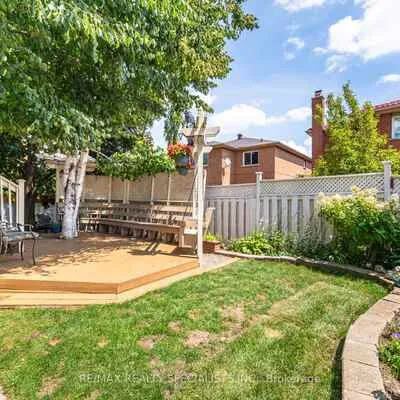 5612,&nbsp;Shillington, Hurontario, Mississauga