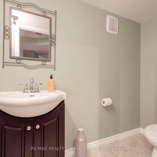 Premium freehold home for sale: 6960, Historic, Meadowvale Village, Mississauga