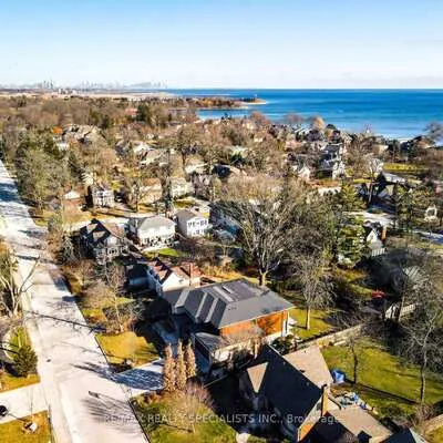 6,&nbsp;Brant, Port Credit, Mississauga