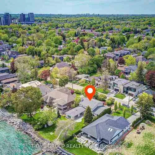 Premium freehold home for sale: 120, Cumberland, Port Credit, Mississauga