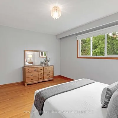 2535,&nbsp;Privet, Cooksville, Mississauga