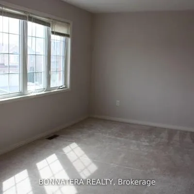 4297,&nbsp;Guildwood, Hurontario, Mississauga