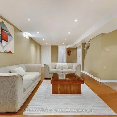 88,&nbsp;Palomino, Hurontario, Mississauga