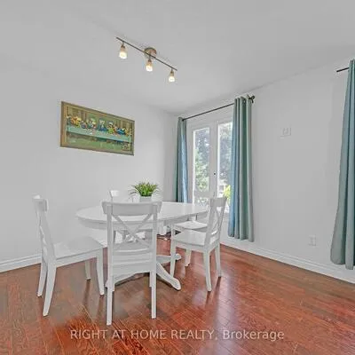 3241,&nbsp;Mccarthy, Applewood, Mississauga