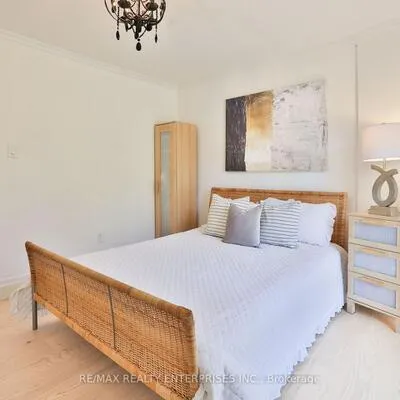 625,&nbsp;Sir Richards, Erindale, Mississauga
