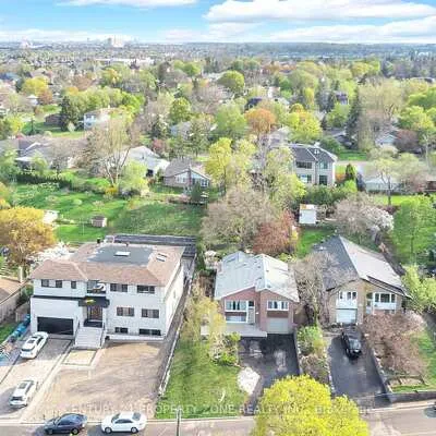 122,&nbsp;Vista, Streetsville, Mississauga