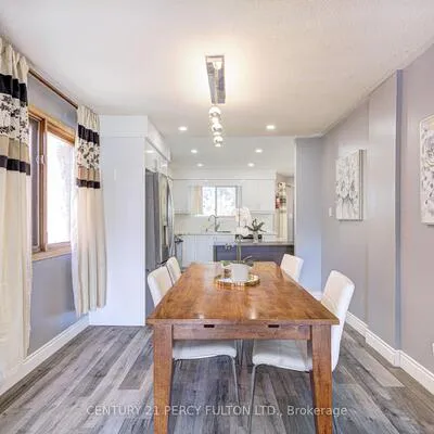 1042,&nbsp;Wetherby, Rathwood, Mississauga