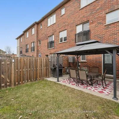 3038,&nbsp;Haines, Applewood, Mississauga