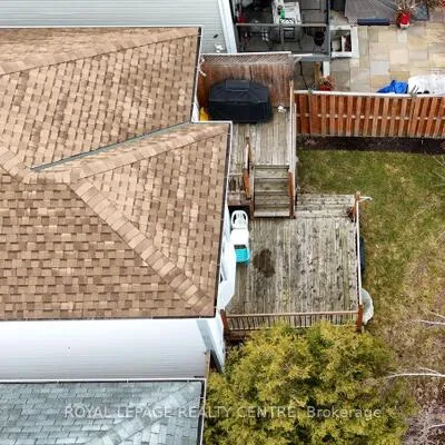 1296,&nbsp;Woodhill, Lakeview, Mississauga