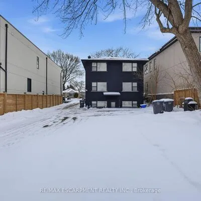 43,&nbsp;Broadview, Port Credit, Mississauga