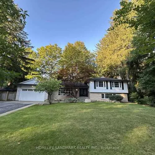 Premium freehold home for sale: 2410, Prince John, Sheridan, Mississauga