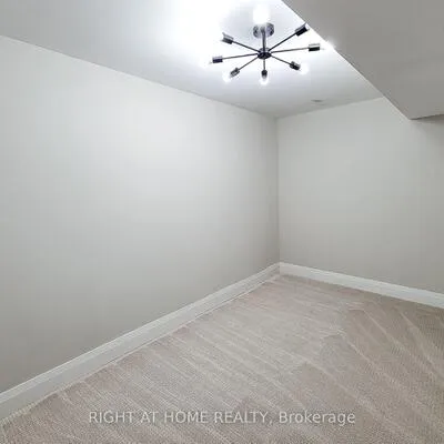 3574,&nbsp;Autumnleaf, Erin Mills, Mississauga
