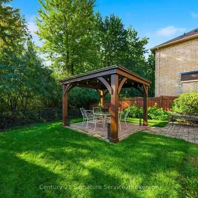 322,&nbsp;Comiskey, Meadowvale Village, Mississauga
