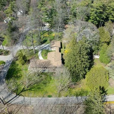 1066,&nbsp;Stockwell, Lorne Park, Mississauga