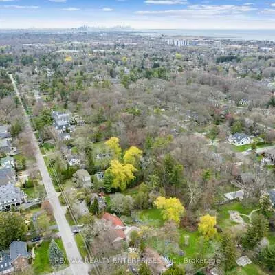 1489,&nbsp;Hurontario, Mineola, Mississauga