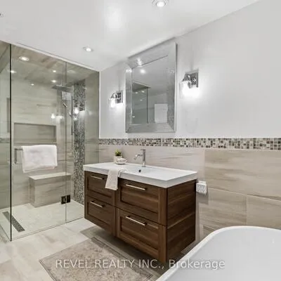 1648,&nbsp;Crediton, Mineola, Mississauga