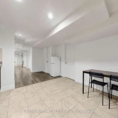 5588,&nbsp;Highbank, Central Erin Mills, Mississauga