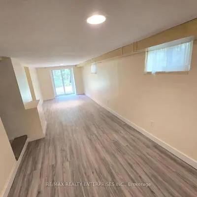 1228,&nbsp;Haig, Lakeview, Mississauga