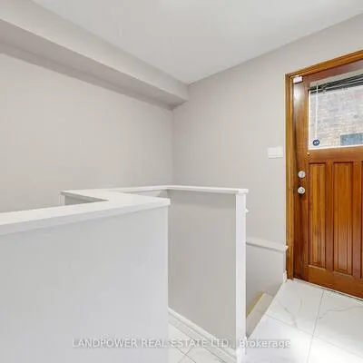 317,&nbsp;Paisley, Cooksville, Mississauga