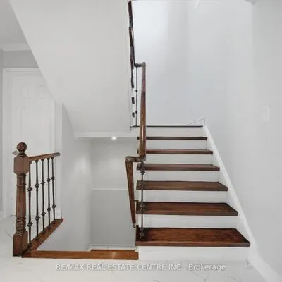 4569,&nbsp;Pemmican, Hurontario, Mississauga