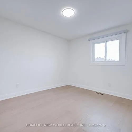 Premium freehold home for sale: 199, Harrowsmith, Hurontario, Mississauga