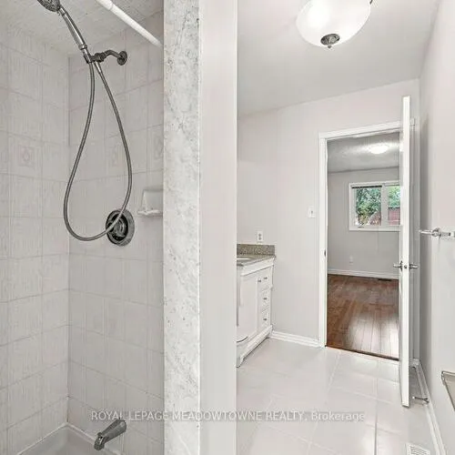 Premium freehold home for sale: 3268, Cajun, Erin Mills, Mississauga