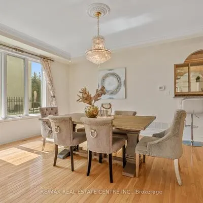 645,&nbsp;Cranleigh, Lorne Park, Mississauga