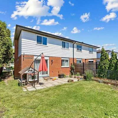 496,&nbsp;Fendalton, Cooksville, Mississauga