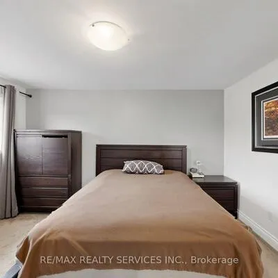 716,&nbsp;Eaglemount, Erindale, Mississauga