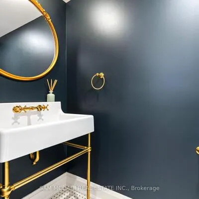 4,&nbsp;Iroquois, Port Credit, Mississauga