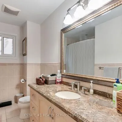 4212,&nbsp;Powderhorn, Erin Mills, Mississauga