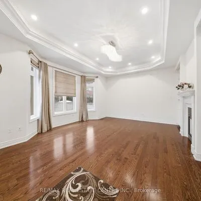 3290,&nbsp;Erin Centre, Churchill Meadows, Mississauga