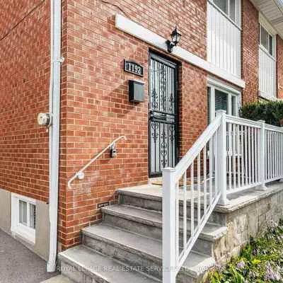 1192,&nbsp;Flagship, Applewood, Mississauga