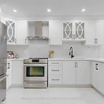 1082,&nbsp;Haydonbridge, East Credit, Mississauga