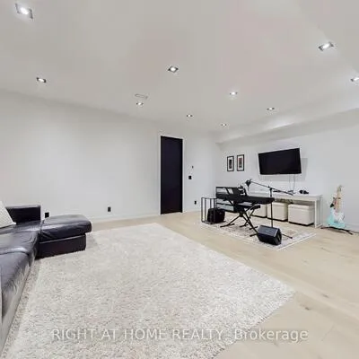 845,&nbsp;Seventh, Lakeview, Mississauga