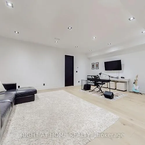Premium freehold home for sale: 845, Seventh, Lakeview, Mississauga