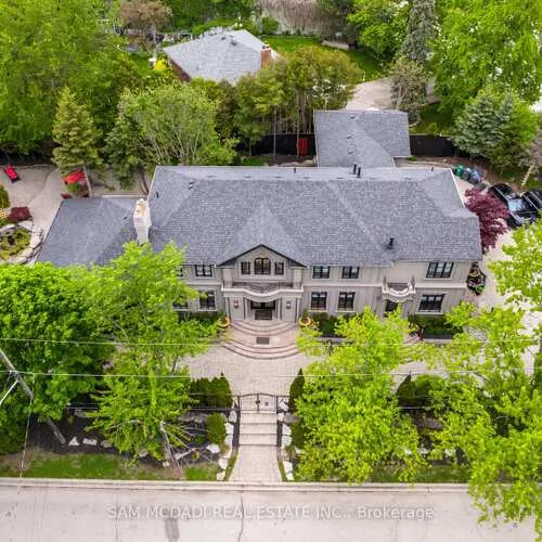 Premium freehold home for sale: 1540, Mississauga, Lorne Park, Mississauga