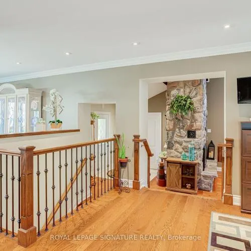 Premium freehold home for sale: 2544, Sharon, Erindale, Mississauga