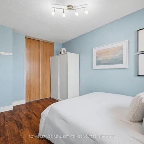 Premium freehold home for sale: 4002, Bishopstoke, Rathwood, Mississauga