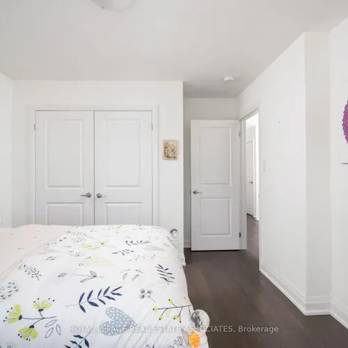 Premium freehold home for sale: 1067, Shaw, Lakeview, Mississauga