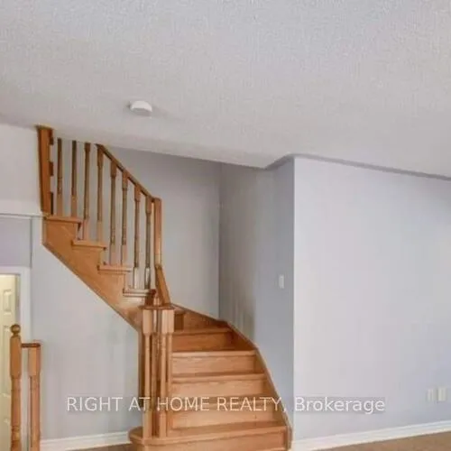 Premium freehold home for sale: 693, Macbeth, Meadowvale Village, Mississauga