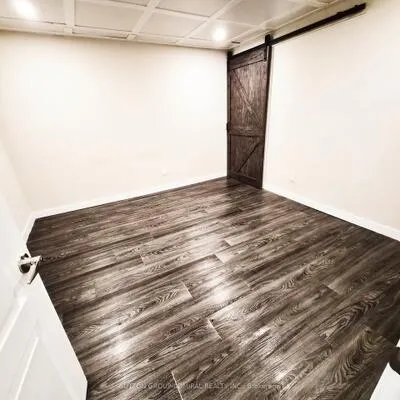 104, Armitage, Central Newmarket, Newmarket